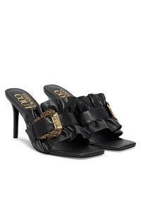 Versace Jeans Couture Klapki 78VA3S70 Czarny. Kolor: czarny. Materiał: skóra #4