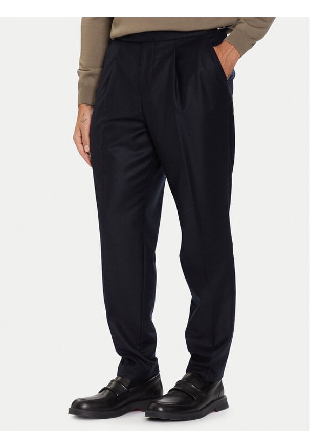 BOSS Chinosy C-Perino 50551829 Niebieski Tapered Fit. Kolor: niebieski. Materiał: wełna