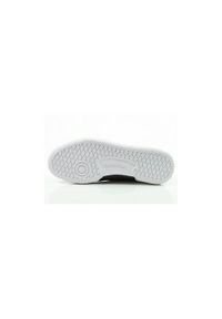 Buty do chodzenia damskie Reebok Club C 85. Zapięcie: sznurówki. Kolor: biały, wielokolorowy. Materiał: guma, materiał, syntetyk. Szerokość cholewki: normalna. Model: Reebok Club. Sport: turystyka piesza