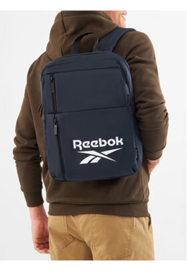 Reebok Plecak C-RBK-030-CCC-05 Granatowy. Kolor: niebieski. Materiał: materiał