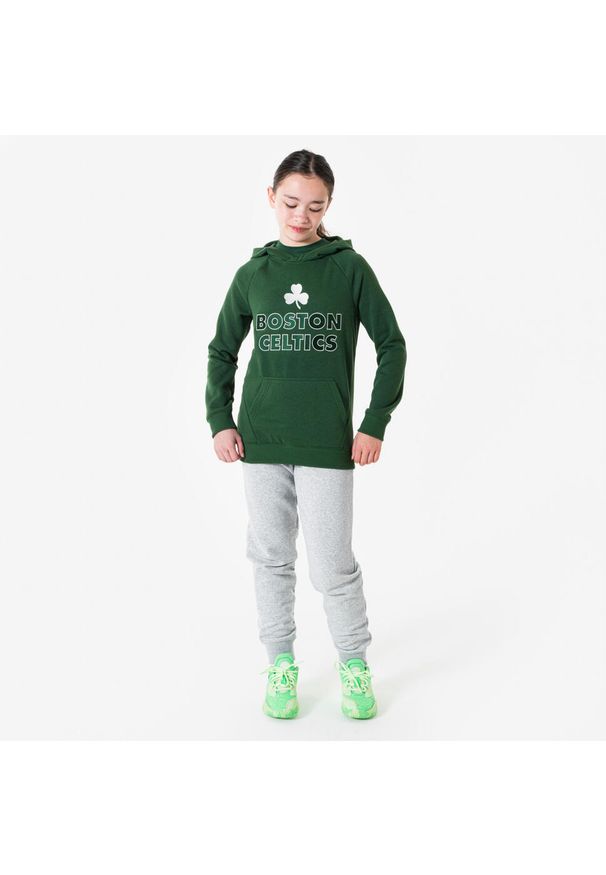 TARMAK - Bluza z kapturem do koszykówki dla dzieci Tarmak NBA900 Boston Celtics. Typ kołnierza: kaptur. Kolor: zielony, biały, wielokolorowy. Materiał: tkanina, materiał. Sport: koszykówka