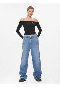 Tommy Jeans Bluzka Tjw Off Shoulder Top Ls DW0DW17535 Czarny Slim Fit. Kolor: czarny. Materiał: bawełna