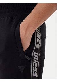 Guess Szorty sportowe Z2YD02 K6ZS1 Czarny Regular Fit. Kolor: czarny. Materiał: bawełna. Styl: sportowy #3