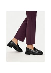 Loafersy Clarks. Kolor: czarny #1