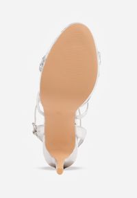 Renee - Srebrne Sandały VICES na Szpilce Ozdobione Geometrycznymi Paskami Nahmora. Okazja: na imprezę. Zapięcie: pasek. Kolor: srebrny. Wzór: aplikacja, geometria. Obcas: na szpilce. Styl: elegancki #5