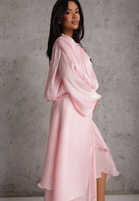 Renee - Różowa Rozkloszowana Sukienka Wieczorowa z Szyfonowej Tkaniny Amanna. Kolor: różowy. Materiał: tkanina, szyfon. Wzór: gładki, aplikacja. Typ sukienki: rozkloszowane. Styl: wizytowy #7