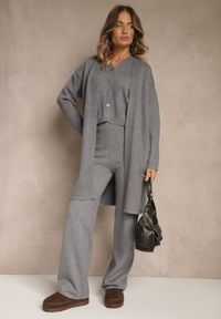 Renee - Szary Komplet z Dzianiny z Wełną Długi Kardigan Spodnie i Kamizelka Otizane. Kolekcja: plus size. Kolor: szary. Materiał: dzianina, wełna. Wzór: aplikacja #4