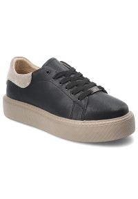 Sneakersy damskie Filippo, wykonane ze skóry naturalnej klasyczny sznurowany fason zaokrąglony nosek oraz modna podeszwa na platformie, czarne, DP611. Okazja: na co dzień. Zapięcie: sznurówki. Kolor: czarny. Materiał: skóra. Szerokość cholewki: normalna. Obcas: na platformie. Styl: klasyczny #1