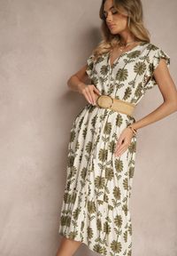 Renee - Biało-Zielona Rozkloszowana Sukienka w Kwiaty z Bawełną Efalithea. Okazja: na co dzień. Typ kołnierza: dekolt w kształcie V. Kolor: zielony. Materiał: bawełna. Wzór: kwiaty. Styl: klasyczny, casual #5
