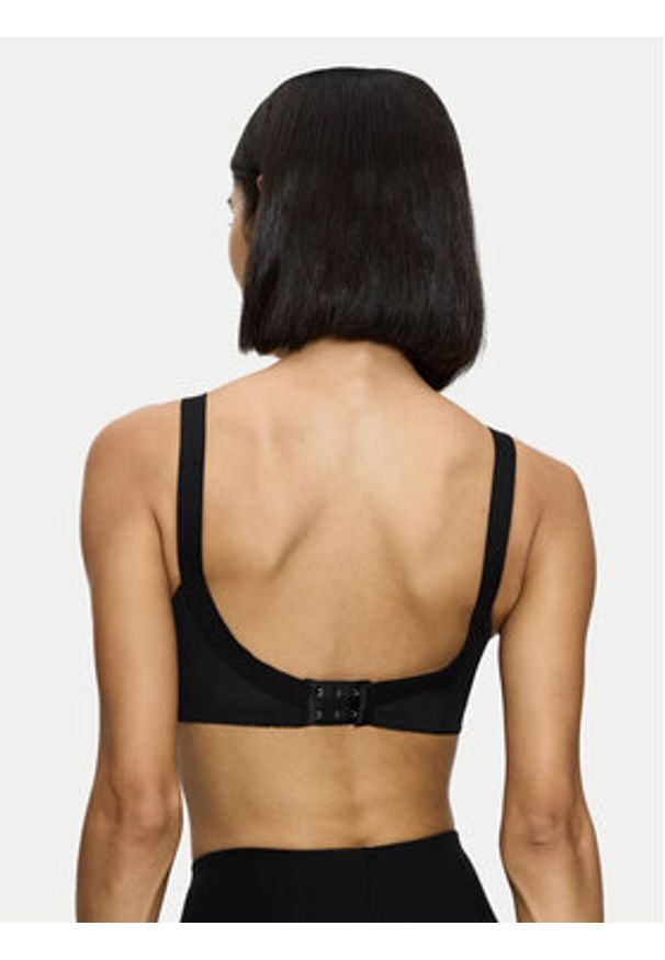 Triumph Biustonosz bezfiszbinowy Doreen 10166213 Czarny. Kolor: czarny. Materiał: syntetyk