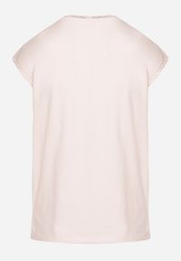 Born2be - Jasnoróżowy Bawełniany T-shirt z Koronką przy Dekolcie Ralettia. Okazja: na co dzień. Kolor: różowy. Materiał: bawełna, koronka. Wzór: koronka. Styl: casual