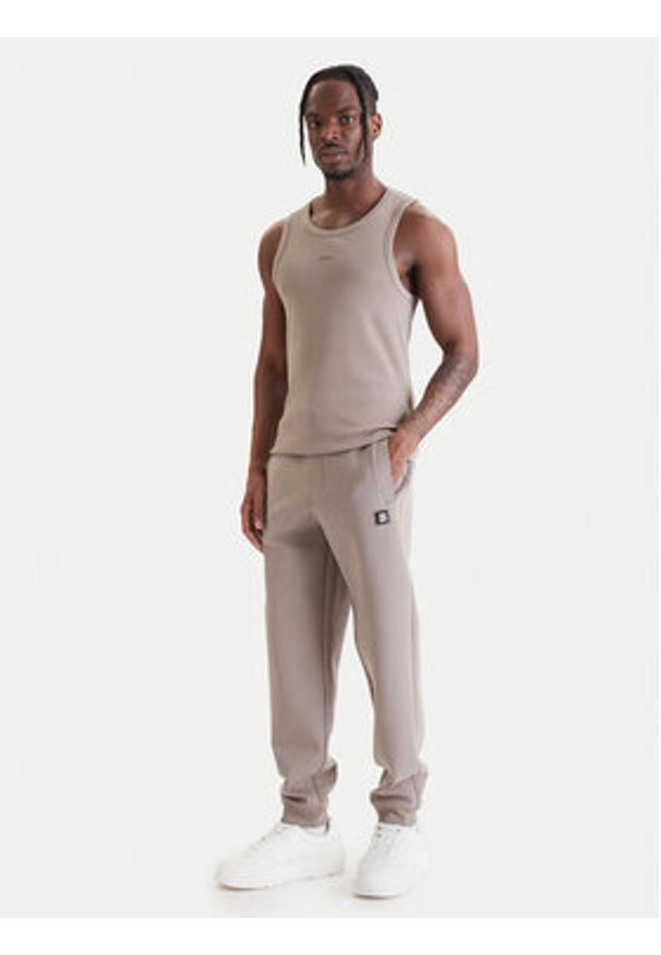 Hugo - HUGO Tank top Dapota 50563744 Brązowy Slim Fit. Kolor: brązowy. Materiał: bawełna