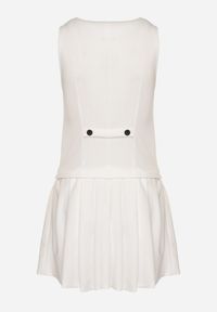 Born2be - Biała Sukienka Góra w Stylu Kamizelki i Rozkloszowany Dół Eviraia. Okazja: na co dzień. Typ kołnierza: dekolt w kształcie V. Kolor: biały. Typ sukienki: rozkloszowane. Styl: casual, klasyczny #6