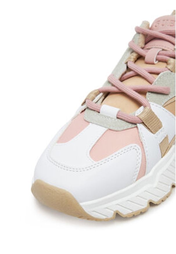 Guess Sneakersy FLJCAR ELE12 Beżowy. Kolor: beżowy. Materiał: skóra