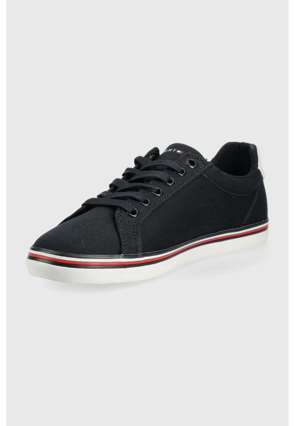 TOMMY HILFIGER - Tommy Hilfiger tenisówki damskie kolor granatowy. Nosek buta: okrągły. Zapięcie: sznurówki. Kolor: niebieski. Materiał: guma