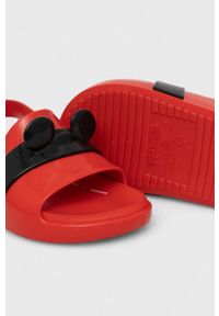 melissa - Melissa sandały dziecięce x Disney kolor czerwony. Zapięcie: rzepy. Kolor: czerwony. Materiał: guma, kauczuk. Wzór: motyw z bajki #5
