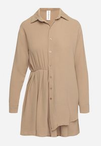 Born2be - Ciemnobeżowa Asymetryczna Sukienka o Koszulowym Kroju z Gumką w Talii Elodina. Kolor: beżowy. Długość rękawa: długi rękaw. Typ sukienki: asymetryczne, koszulowe. Styl: sportowy, elegancki #4