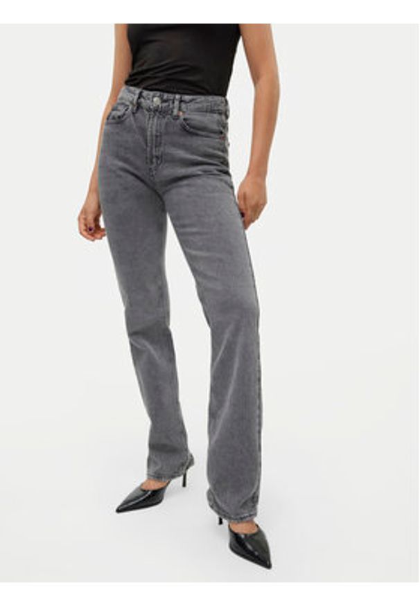 Vero Moda Jeansy Tessa 10320583 Szary Straight Fit. Kolor: szary