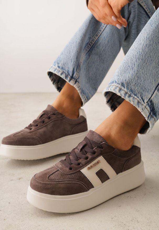 Born2be - Brązowe Skórzane Sneakersy na Grubej Podeszwie Zdobione Drobną Perforacją Serinatea. Okazja: na co dzień. Kolor: brązowy. Materiał: skóra. Wzór: aplikacja