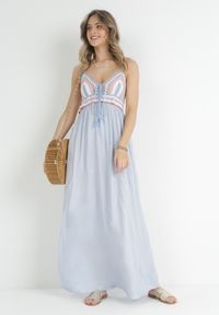 Born2be - Jasnoniebieska Sukienka Wing In. Kolor: niebieski. Materiał: bawełna. Długość rękawa: na ramiączkach. Wzór: aplikacja. Sezon: lato. Długość: maxi #1