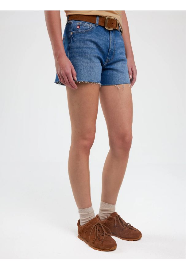 Big-Star - Szorty damskie jeansowe z kolekcji Authentic niebieskie Authentic Girl 369. Okazja: na co dzień. Stan: podwyższony. Kolor: niebieski. Materiał: jeans. Sezon: lato. Styl: wakacyjny, casual