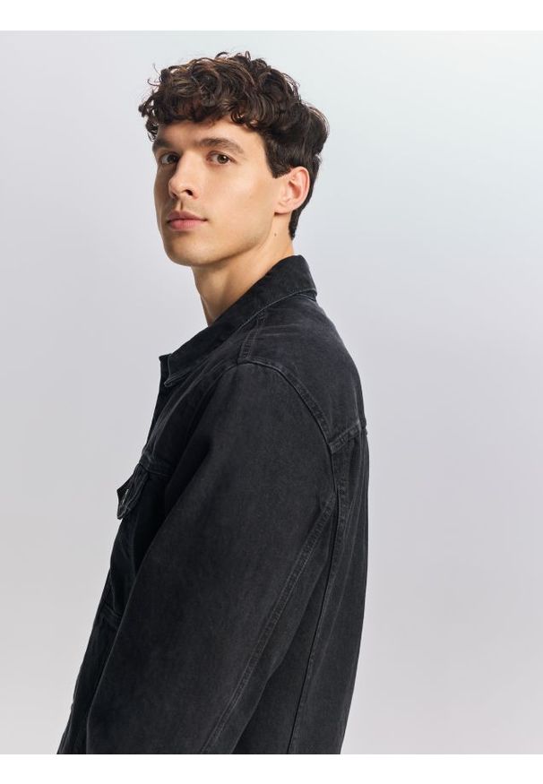 Reserved - Jeansowa kurtka - czarny. Kolor: czarny. Materiał: jeans