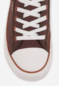 Born2be - Brązowe Klasyczne Trampki z Kauczukowym Noskiem Olithethis. Okazja: na co dzień. Kolor: brązowy. Materiał: kauczuk. Styl: klasyczny #2