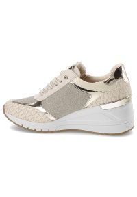 Beżowe Sneakersy Marco Tozzi Stylowe Obuwie Damskie Na Koturnie. Kolor: beżowy. Materiał: materiał. Wzór: nadruk. Obcas: na koturnie #7