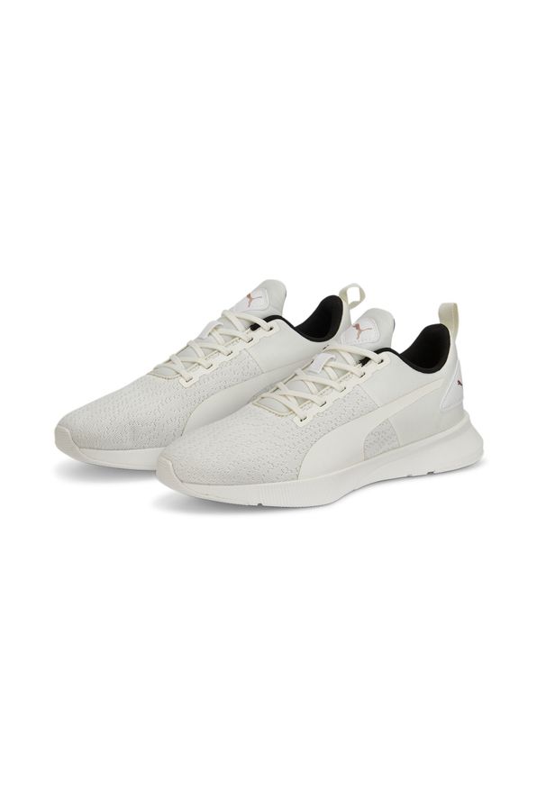 Buty do biegania damskie Puma FLYER RUNNER FEMME. Kolor: beżowy. Materiał: guma, materiał, tkanina, syntetyk. Sport: turystyka piesza