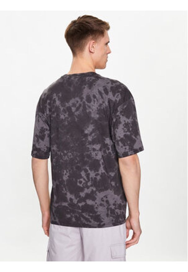 Champion T-Shirt 218507 Szary Regular Fit. Kolor: szary. Materiał: bawełna