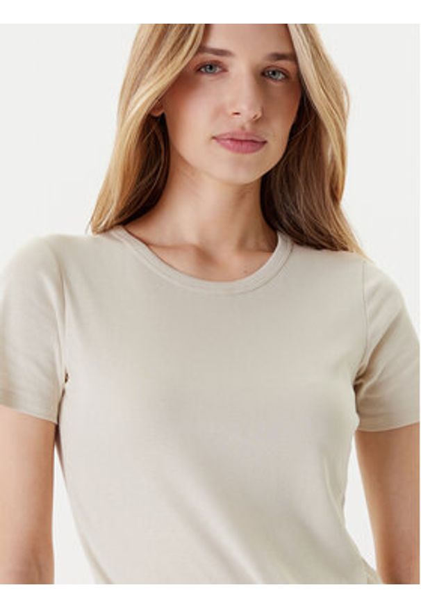 United Colors of Benetton - United Colors Of Benetton T-Shirt 3GA2E16A0 Beżowy Regular Fit. Kolor: beżowy. Materiał: bawełna