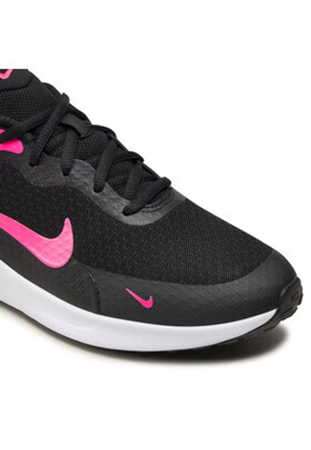 Nike Buty do biegania Revolution 7 (GS) FB7689 002 Czarny. Kolor: czarny. Materiał: mesh, materiał. Model: Nike Revolution