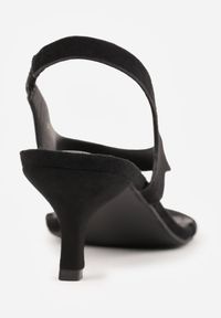 Born2be - Czarne Sandały VICES Typu Japonki na Kaczuszkowym Obcasie Sabrimis. Okazja: na co dzień. Kolor: czarny. Materiał: jeans. Obcas: na obcasie. Styl: casual, elegancki. Wysokość obcasa: średni #2