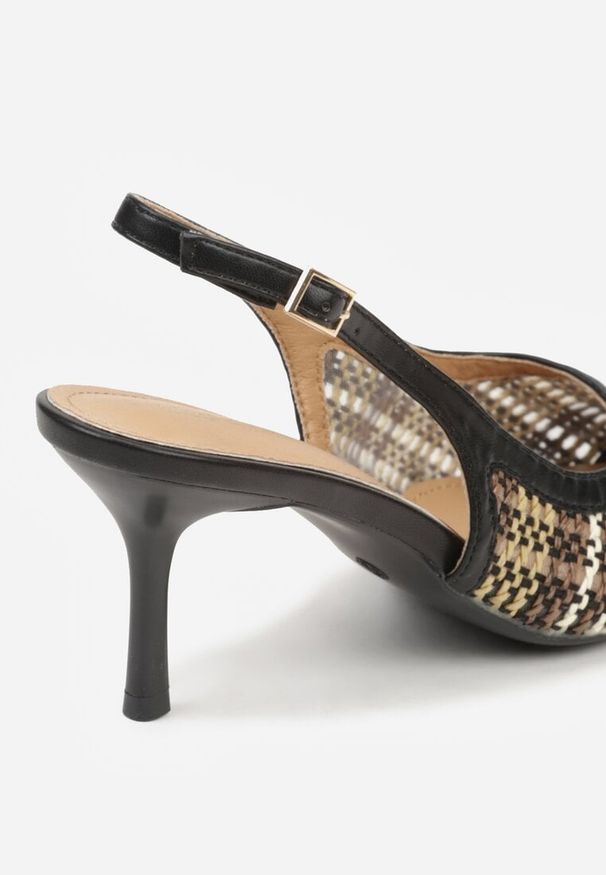 Born2be - Czarne Sandały Ozdobione Plecionką Oaratune. Okazja: na co dzień. Zapięcie: sprzączka. Kolor: czarny. Wzór: aplikacja. Materiał: jeans. Sezon: lato. Obcas: na obcasie. Styl: casual, elegancki, klasyczny. Wysokość obcasa: średni