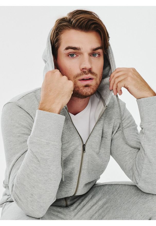 Pako Lorente - Rozpinana bluza dresowa w szarym kolorze. Okazja: na co dzień. Typ kołnierza: kaptur. Kolor: szary. Materiał: dresówka. Wzór: gładki. Styl: casual