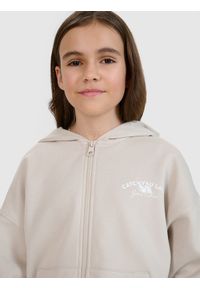 4f - 4F Bluza dresowa rozpinana z kapturem dziewczęca - beżowa 122 (6-7 lat). Okazja: na co dzień. Typ kołnierza: kaptur. Kolor: beżowy. Materiał: dresówka. Wzór: napisy, gładki, nadruk, ze splotem. Sezon: lato. Styl: sportowy, casual