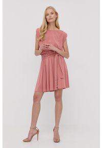 MAX&Co. sukienka kolor różowy mini rozkloszowana. Kolor: różowy. Materiał: dzianina. Typ sukienki: rozkloszowane. Długość: mini #2