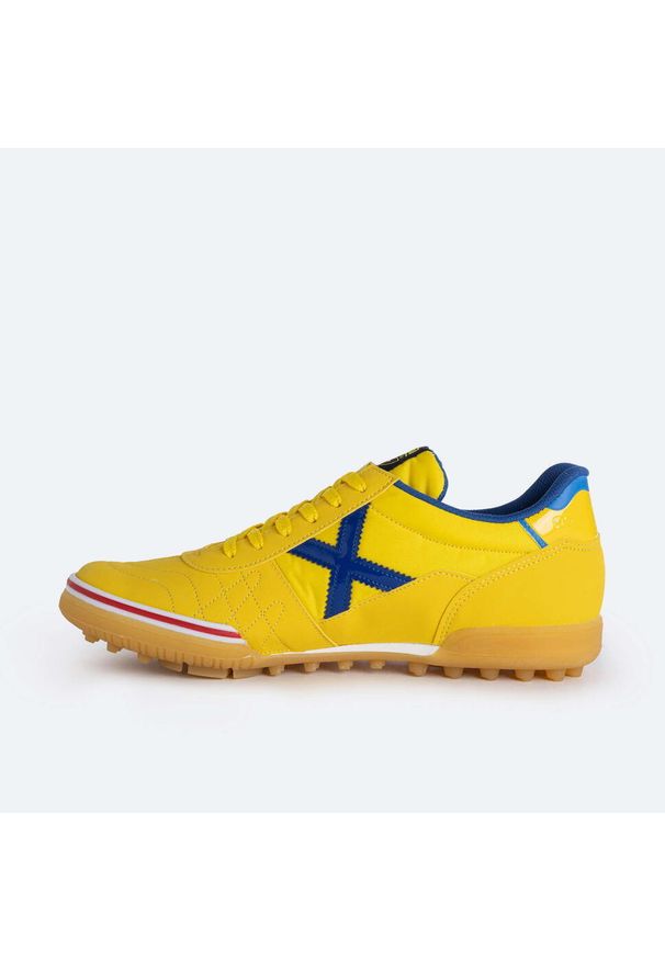 Munich - Buty piłkarskie MUNICH Gresca Genius TF. Zapięcie: sznurówki. Kolor: żółty. Materiał: materiał. Szerokość cholewki: normalna. Sport: piłka nożna