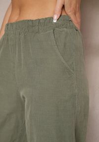 Renee - Ciemnozielone Spodnie z Bawełny High Waist Galili. Okazja: na co dzień. Stan: podwyższony. Kolor: zielony. Materiał: bawełna. Styl: klasyczny, elegancki, casual #4