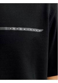 Jack & Jones - Jack&Jones T-Shirt Fusion 12273120 Czarny Regular Fit. Kolor: czarny. Materiał: bawełna