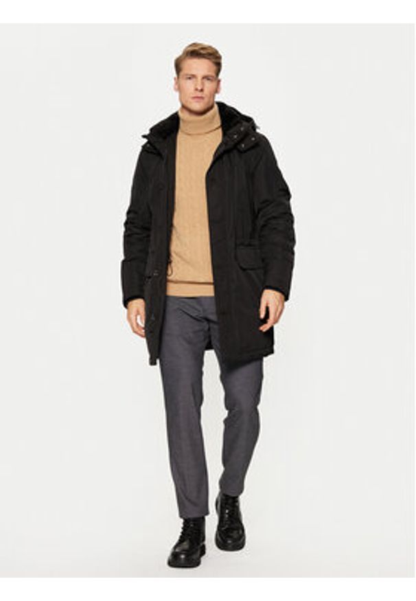 JOOP! Kurtka zimowa 17 JO-297Oratos 30044996 Czarny Regular Fit. Kolor: czarny. Materiał: syntetyk. Sezon: zima