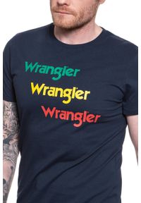 Wrangler - WRANGLER T SHIRT SS REPEAT TEE NAVY W7D7D3114. Kolor: niebieski. Wzór: nadruk #5