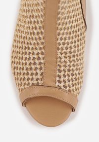 Born2be - Beżowe Plecione Botki na Słupku ze Skórzaną Wkładką i Odkrytą Piętą i Palcami Tesane. Okazja: na co dzień, na randkę. Zapięcie: zamek. Kolor: beżowy. Materiał: skóra. Obcas: na słupku. Styl: casual, elegancki #4