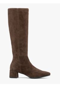 Ryłko - Brązowe kozaki ze skóry welurowej na słupku. Zapięcie: zamek. Kolor: brązowy. Materiał: skóra, welur. Szerokość cholewki: normalna. Sezon: jesień. Obcas: na słupku. Styl: klasyczny, street, elegancki. Wysokość obcasa: średni #1