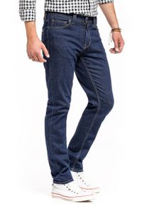 Mustang - MUSTANG VEGAS MĘSKIE SPODNIE JEANSOWE DENIM BLUE 1014038 5000 940. Okazja: na randkę, na co dzień, na spacer. Styl: casual, klasyczny, elegancki