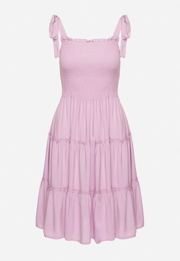 Born2be - Fioletowa Rozkloszowana Sukienka z Wiskozą na Wiązanych Ramiączkach Aralisse. Okazja: na co dzień. Typ kołnierza: dekolt kwadratowy. Kolor: fioletowy. Materiał: wiskoza. Długość rękawa: na ramiączkach. Typ sukienki: rozkloszowane. Styl: klasyczny, casual