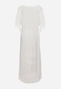 Born2be - Biała Pudełkowa Sukienka Maxi z Szydełkowej Tkaniny z Frędzelkami Sasori. Okazja: na co dzień. Kolor: biały. Materiał: tkanina. Długość rękawa: krótki rękaw. Styl: casual. Długość: maxi #2
