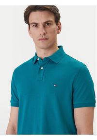 TOMMY HILFIGER - Tommy Hilfiger Polo 1985 MW0MW17770 Zielony Regular Fit. Typ kołnierza: polo. Kolor: zielony. Materiał: bawełna #4