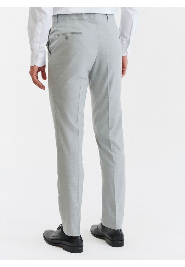 Pako Lorente - PAKO LORENTE – Męskie jasnoszare spodnie garniturowe. Kolor: szary. Materiał: poliester, wiskoza, elastan