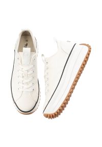 Białe Sneakersy Tamaris Wygodne Codzienne Buty Damskie. Okazja: na co dzień. Kolor: biały. Materiał: materiał, skóra. Szerokość cholewki: normalna. Obcas: na platformie #7